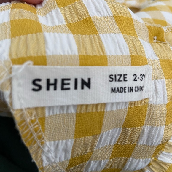 Gingham Ruffle Set - Picture 6 of 6